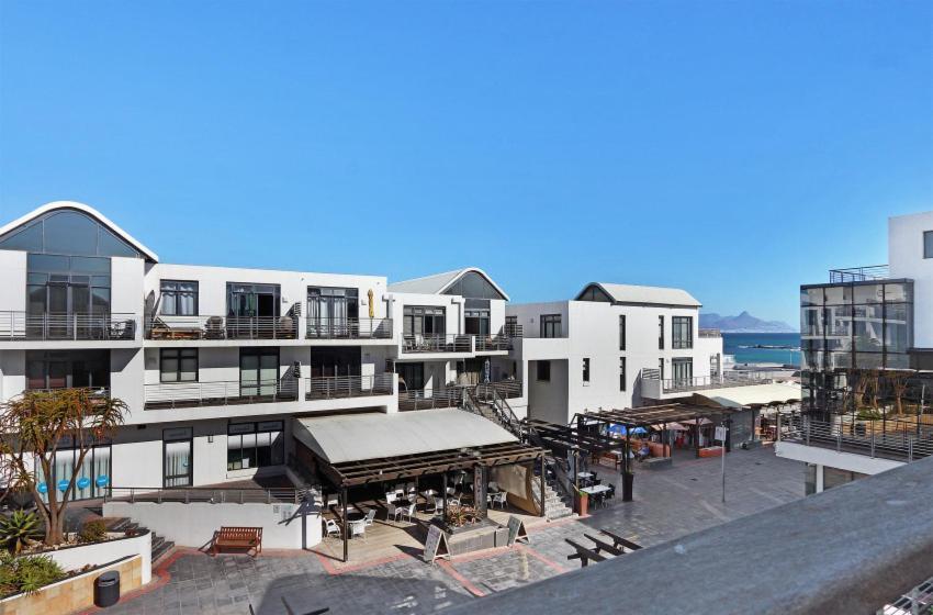 245 Eden On The Bay Apartment *